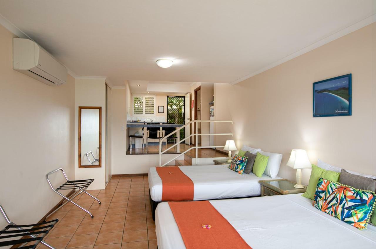Sunlit Waters Aparthotel