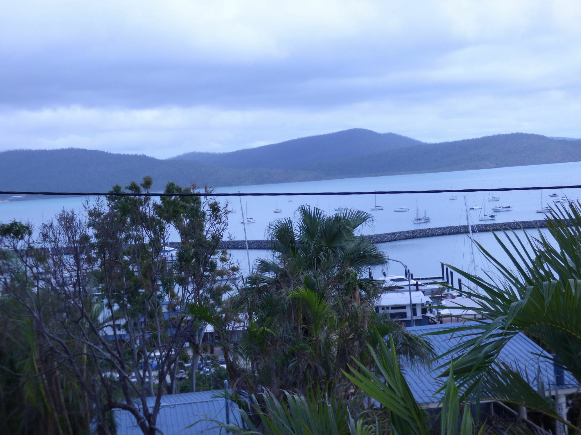 Sunlit Waters Airlie Beach