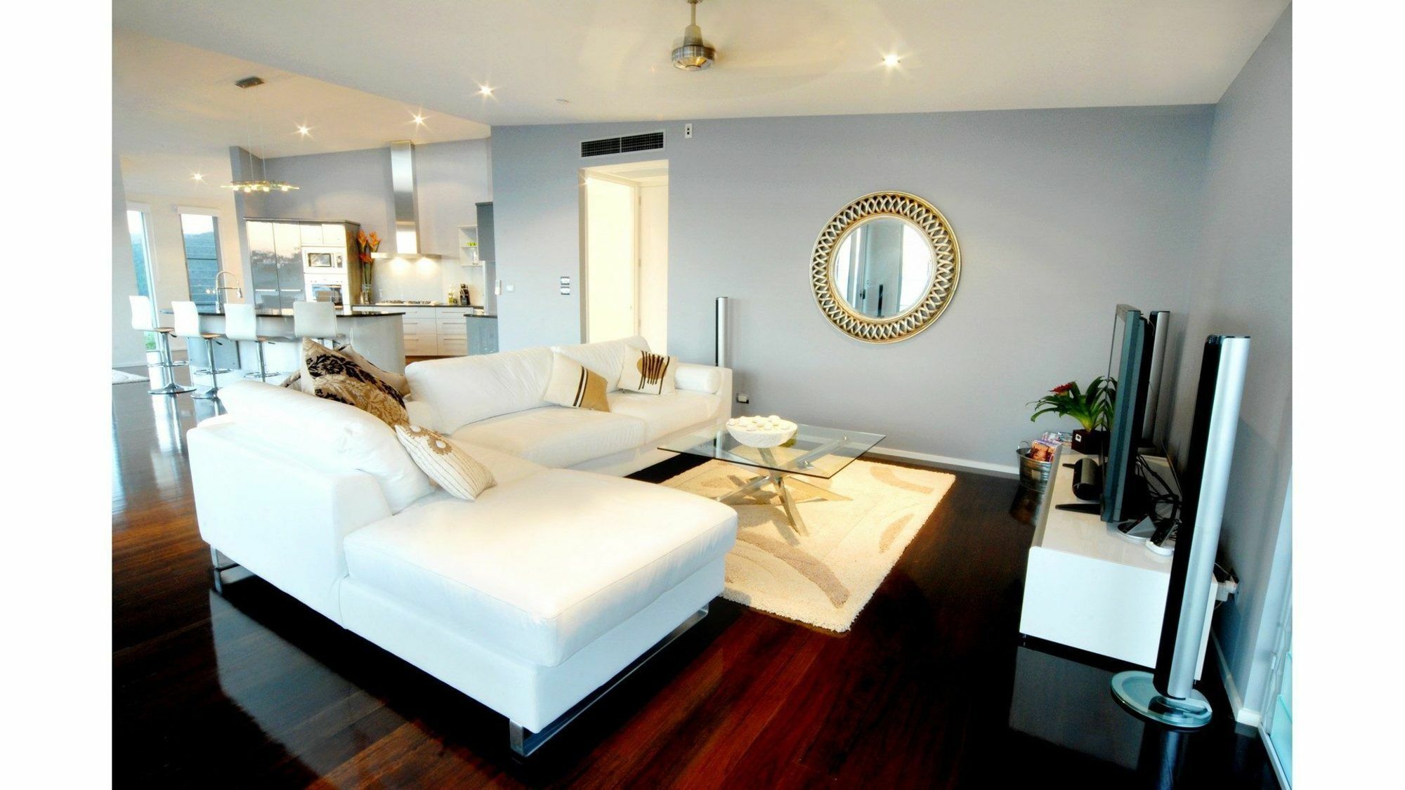 Horizon Way Apartment