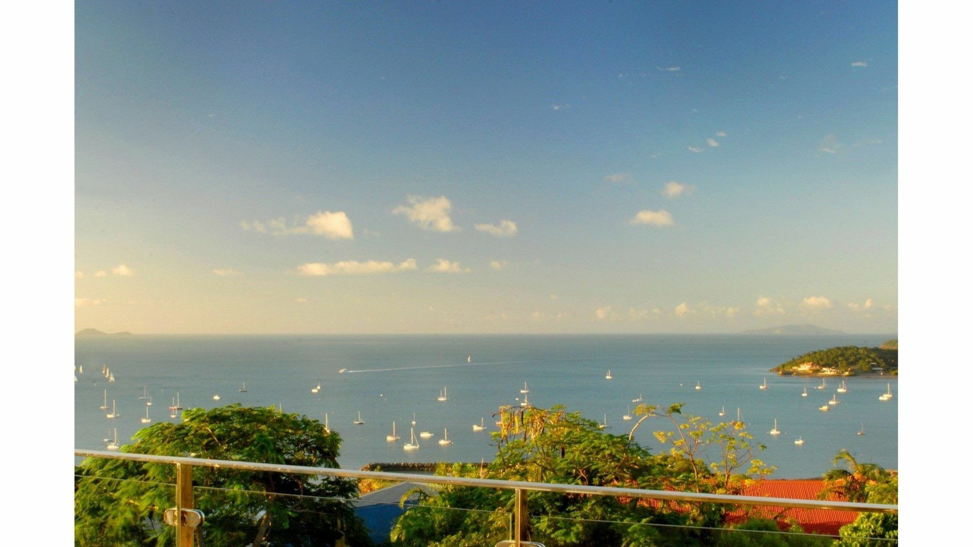 Horizon Way * Airlie Beach