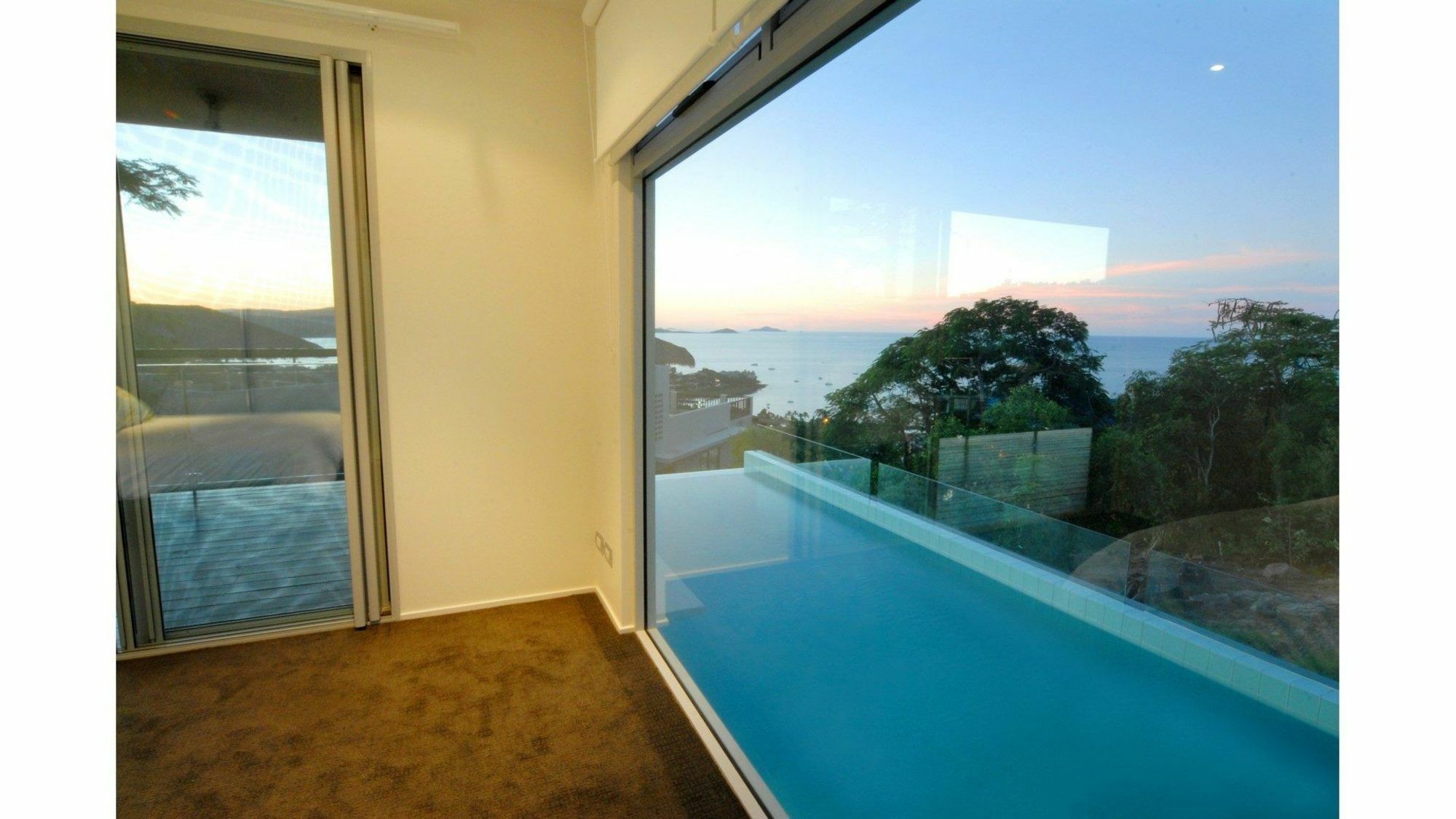 Horizon Way Apartment