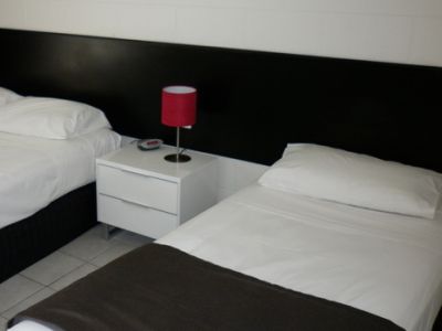 Colonial Palms Motor Motel Airlie Beach
