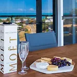 49 On Airlie - Airlie Beach