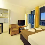 At Whitsunday Vista Holiday Apartments