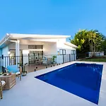 Airlie Bay View