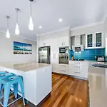 Laguna Views - Airlie Beach