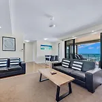 Ocean Pearl - Airlie Beach
