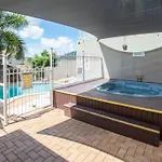 ☆Airliedise☆No Hills☆Kitchen☆5Min Walk 2 Ferry Terminal☆Wifi☆Netflix