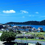 ☆Airliedise☆Hot Tub Suite☆5Min Walk 2 Port Of Airlie/Ferry Terminal☆Wifi☆Netflix☆No Hills