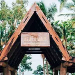 Airlie Sun & Sand Accommodation #2
