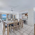 Casa Oceana - Airlie Beach