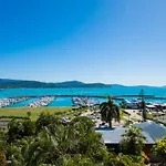 Airlie Sea-Clusion
