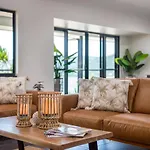 Airlie Oasis