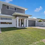 Cove 18 - Luxury Beach House