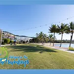 Marina Views At Airlie 10F - 1 Bedroom
