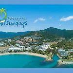 Ocean View 16A Studio Pool & Spa Wi-Fi