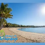 Ocean View 16A Studio Pool & Spa Wi-Fi