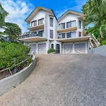 Whitsunday Beachfront Apartment On Broadwater
