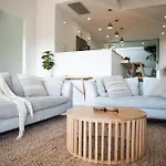 Bellevue Holiday Home - Airlie Beach