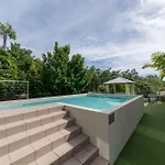 Casa Ava Airlie