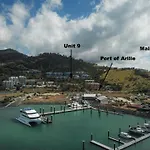 Le Jarden Vu Du Port