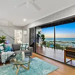 Relax & Daydream At 2 Elementa