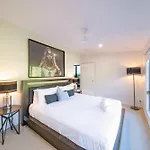3 Bedroom Holiday Home Valley Views In Airlie Beach