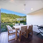 3 Bedroom Holiday Home Valley Views In Airlie Beach