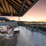 Amazing Penthouse With Whitsundays Lifestyle