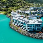 Peninsula Airlie Beach