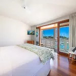 Airlie Beach Marina-Front Luxury At 10 The Cove