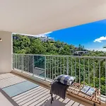 Large, Luxurious Townhouse Stunning Oceanviews