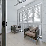 Marina Waterfront Living At Port Of Airlie