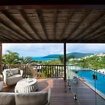 Coral Sea Views