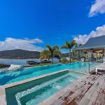 Club Airlie