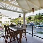 Frangipani Waters Main Street Apartment