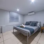 Norm\'S Beach House - Airlie Beach