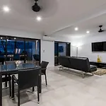 Onestep Airlie Retreat
