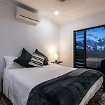 Onestep Airlie Retreat