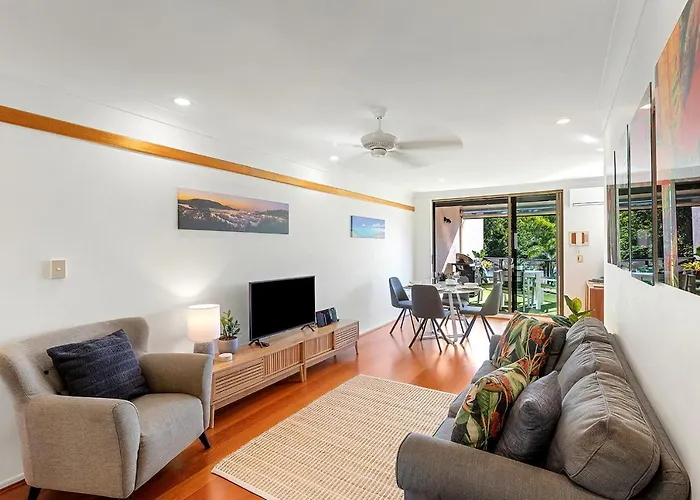Montipora Unit 3 - In The Heart Of Airlie, Wi-Fi And Netflix