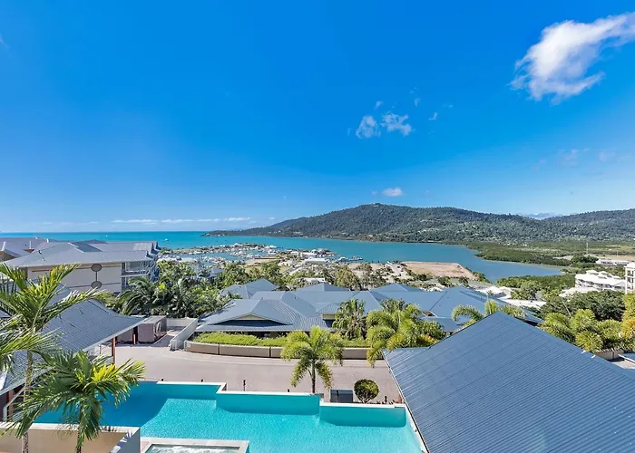 Sails On The Sea - Club Wyndham