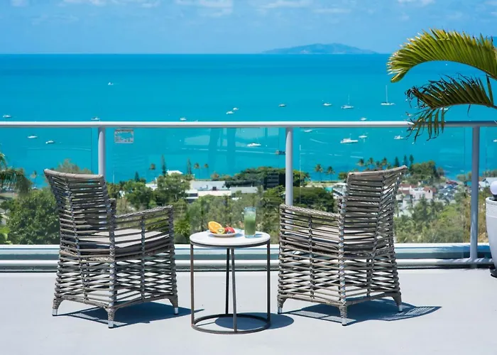 Ocean Dreams On Airlie - Premiere