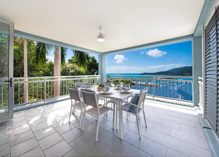 Coastal Charm On Airlie