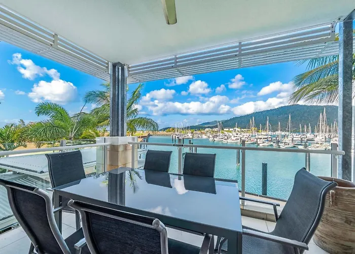 Marina Waterfront Living At Port Of Airlie