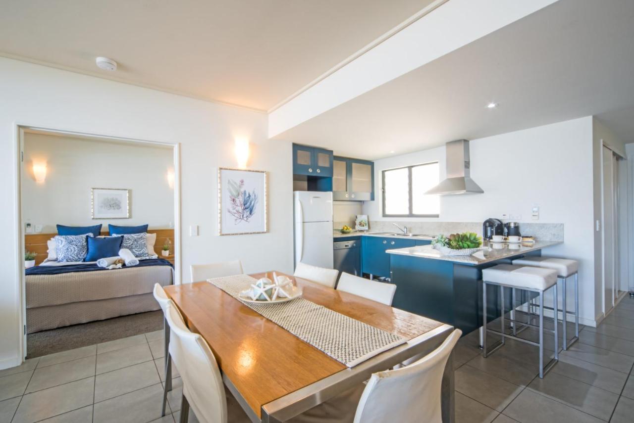 Apartment The Hamptons On Airlie Airlie Beach