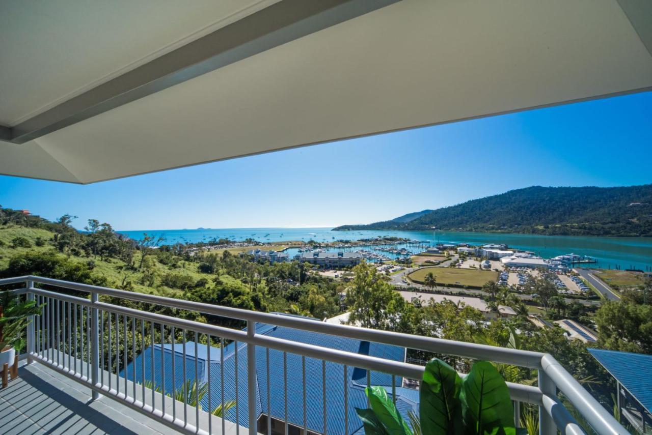 Apartment The Hamptons On Airlie Airlie Beach