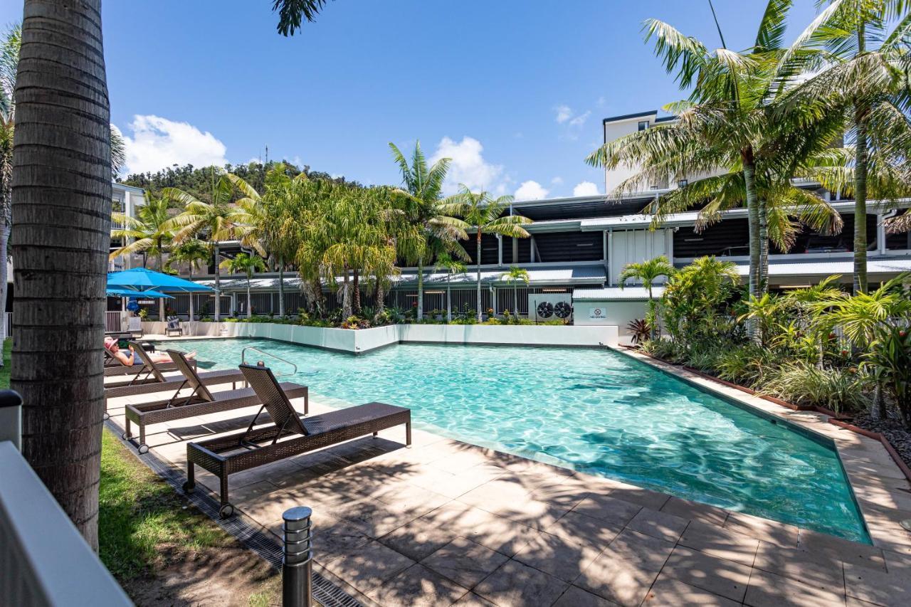 Apartment By The Sea Shore With Pool *