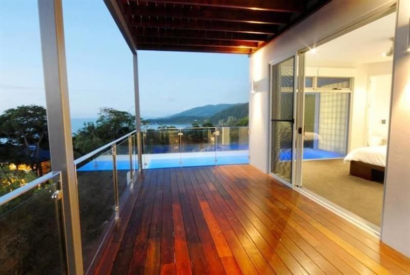 Horizons Vr Airlie Beach