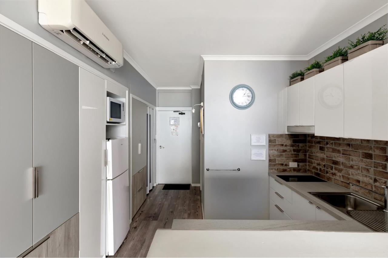 Ocean View 16a Pool & Wi-fi * Airlie Beach