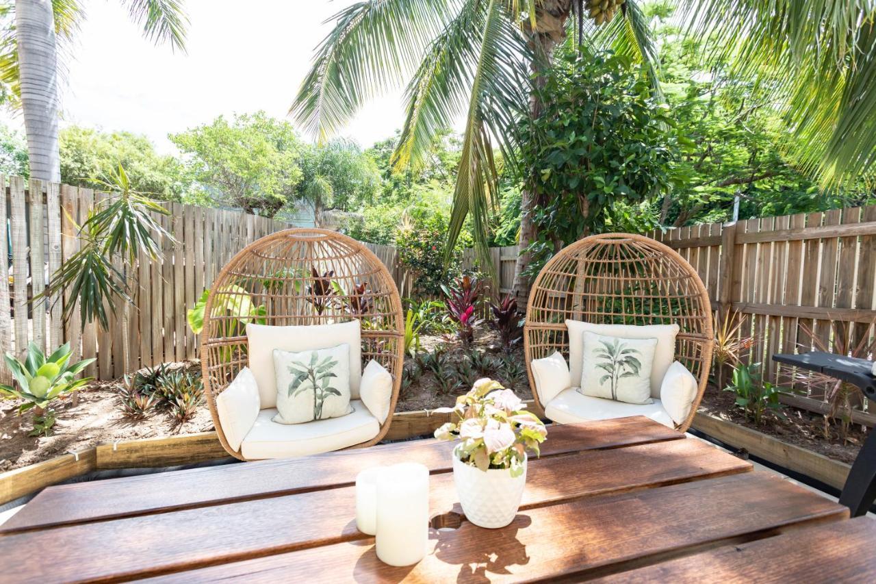 Paradise Palms Close To Beach, Wifi, 2 Bedrooms Apartment *